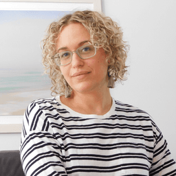 Photo of Katherine J. Igoe